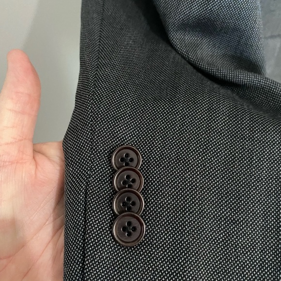 Bruno Piattelli Men’s 100% Wool Suit Jacket size 40R gray in color - Picture 2 of 7
